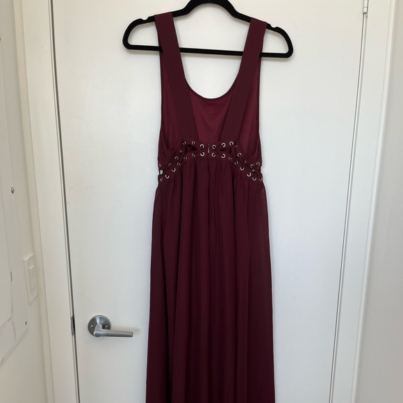 Forever 21 Burgundy Chiffon Maxi Dress - Picture 2 of 3